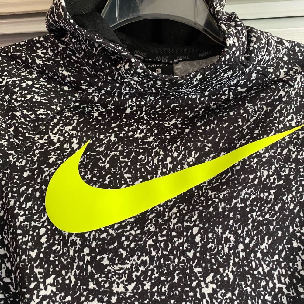 Nike Dri-Fit SWOOSH hoodie.